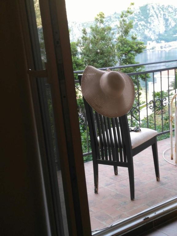 Apartmani Cuce Kotor Luaran gambar